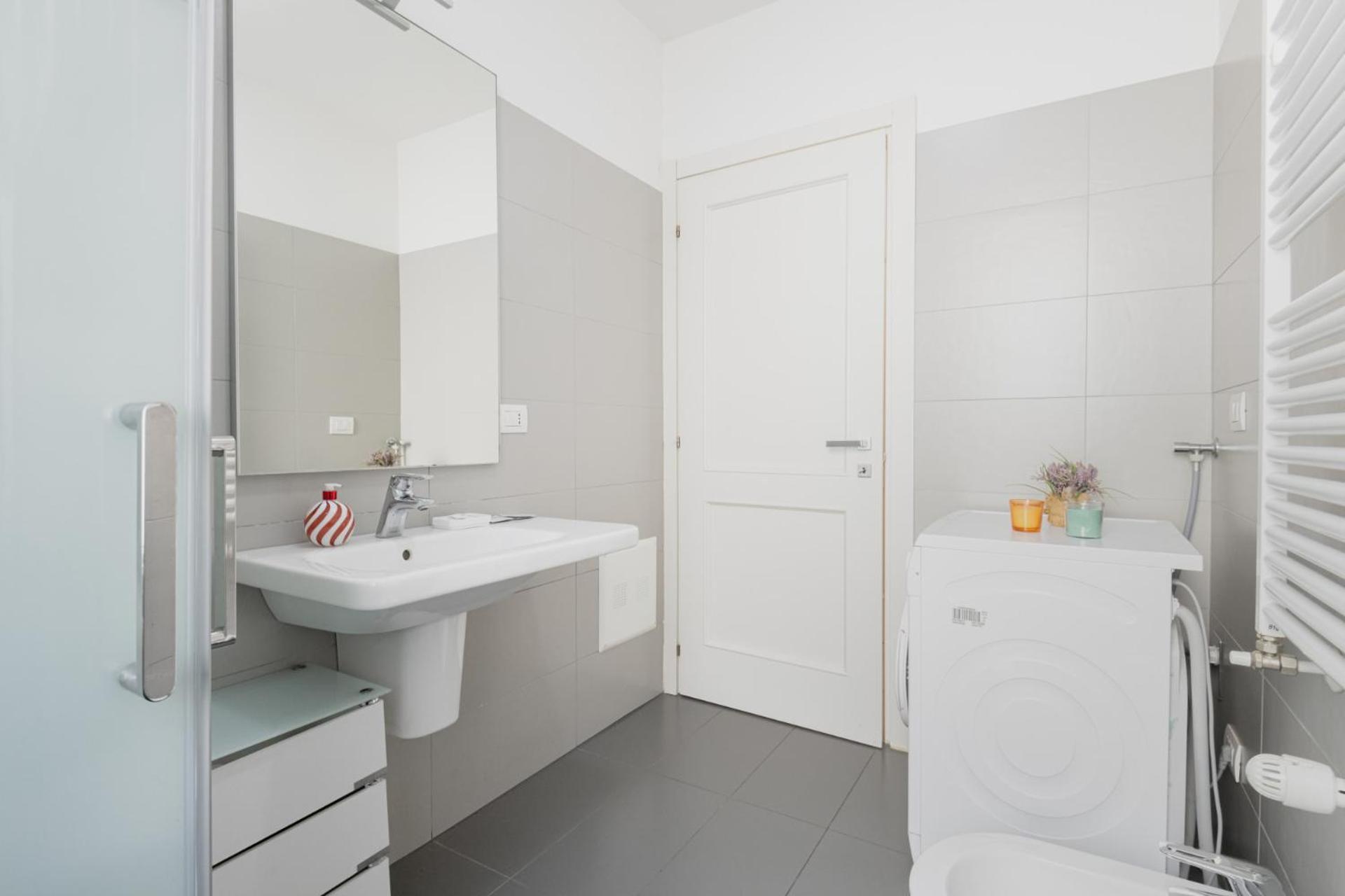 Easylife - Stile E Comfort Sui Navigli Apartment Milan Luaran gambar